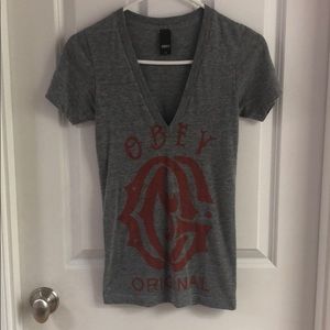 Obey V-neck t-shirt